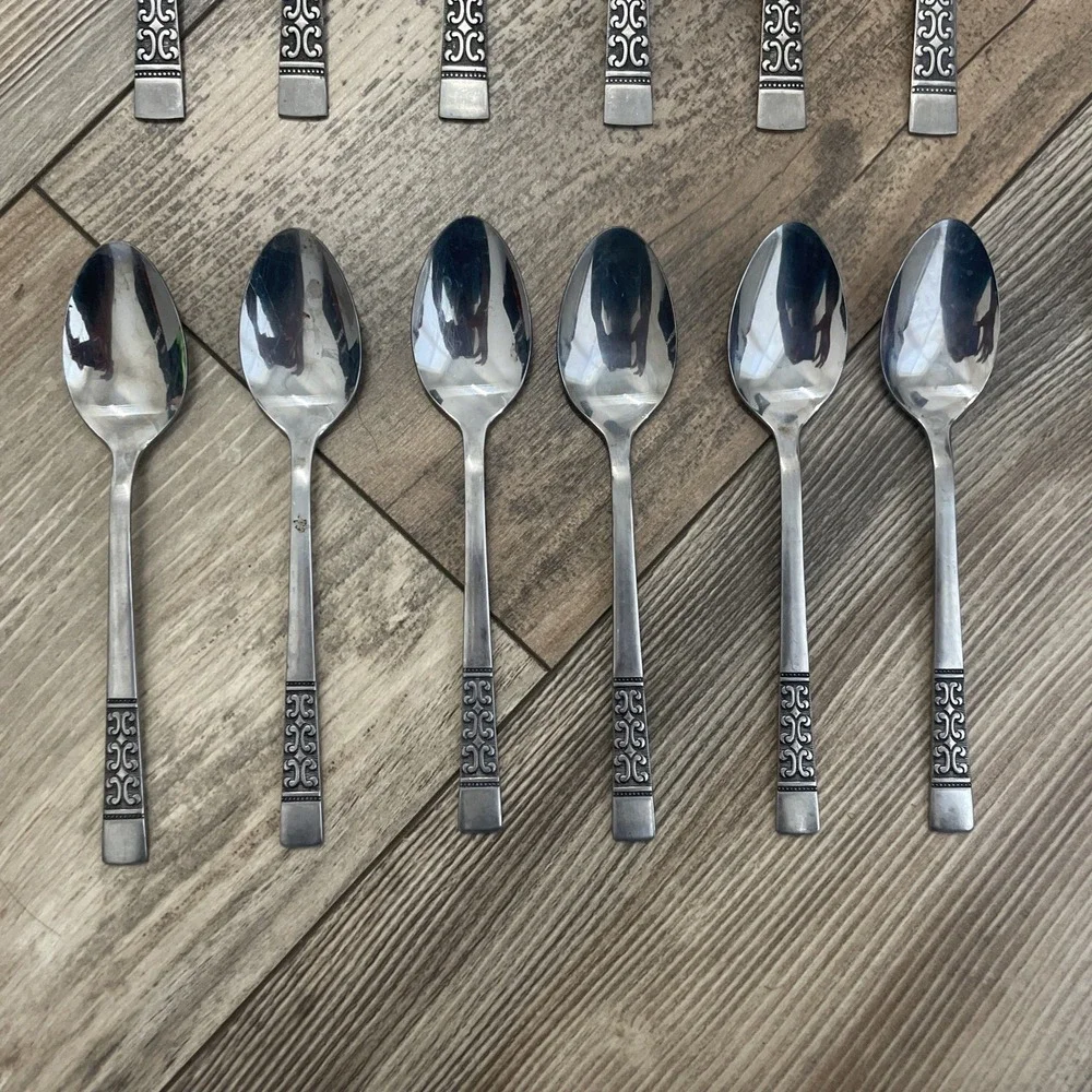 Rare KOREA Rogers Co Stainless CASA VISTA Flatware 24 Pcs replacements‎